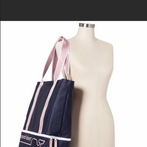 Vineyard Vines beach bag